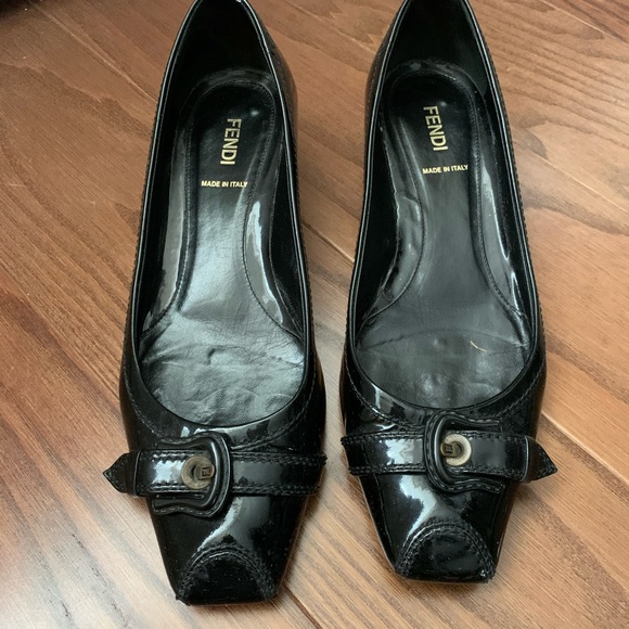 Authentic Fendi buckle zucca shoes 37 1/2 - Picture 7 of 12